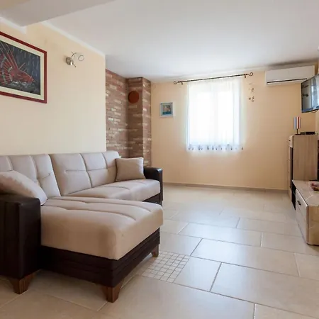 Lily Appartement Malinska