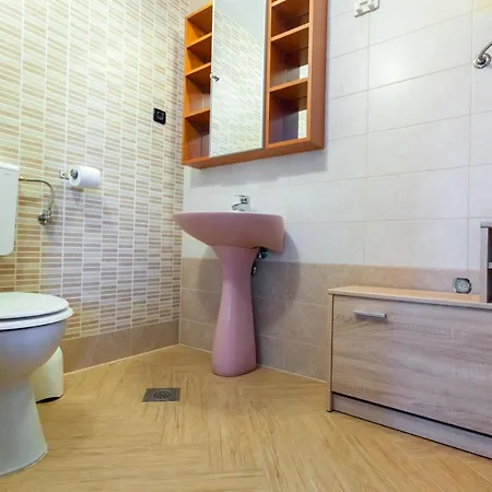 Apartment Lily Malinska