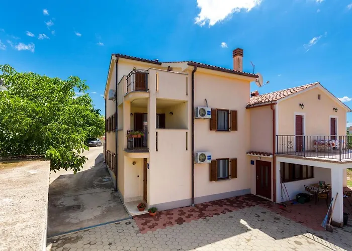 Apartament Lily *