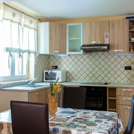 Lily Apartment Malinska